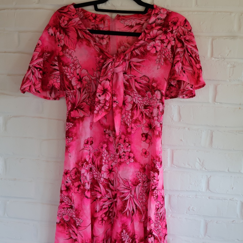Vintage Hawaiian Neon Pink Dress